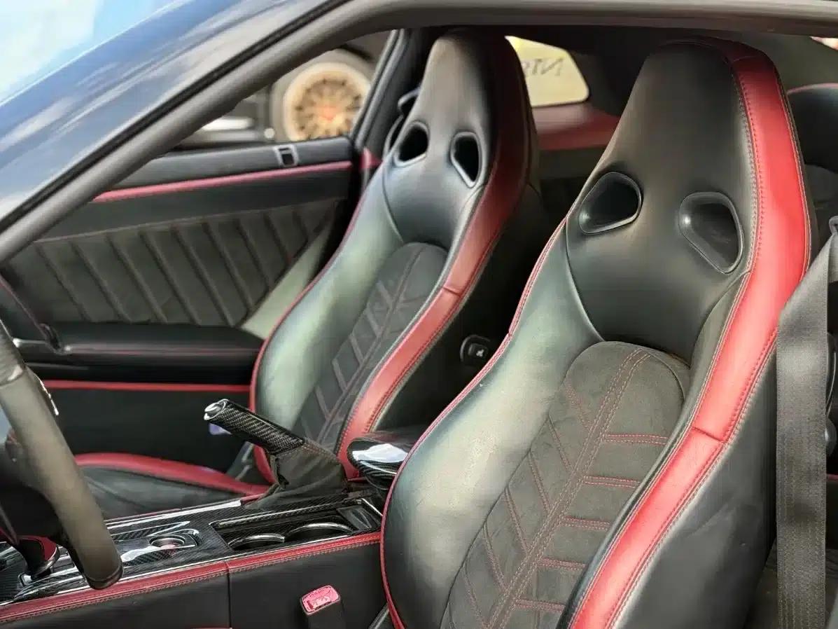 Nissan GT-R 2009 Base Model — миниатюра 3