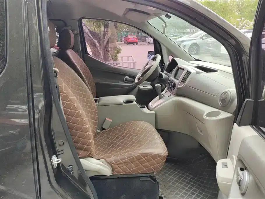 Nissan NV200 2014 1.6L CVT Premium (National V Emission Standard) — миниатюра 8