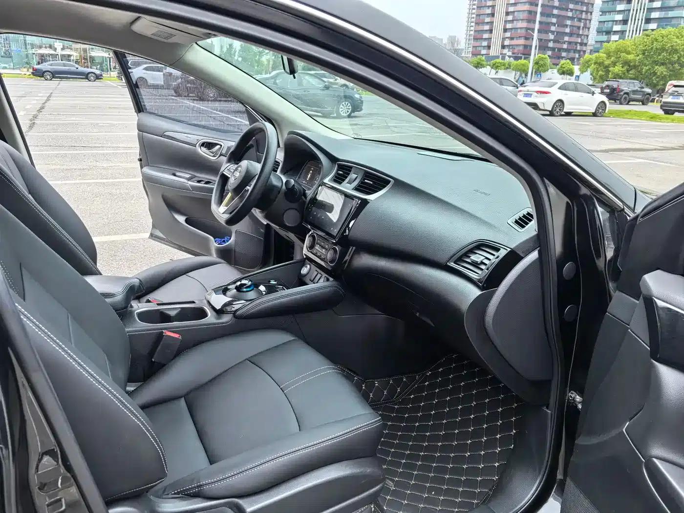 Nissan Sylphy EV 2020 Comfort Edition — миниатюра 12