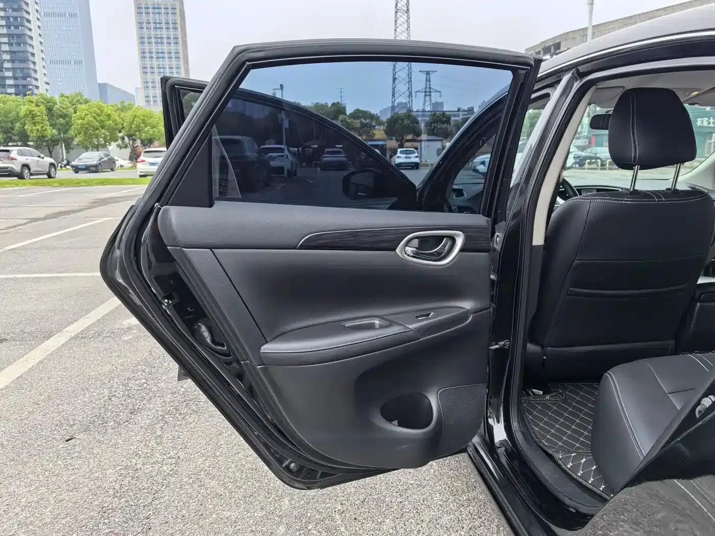 Nissan Sylphy EV 2020 Comfort Edition — миниатюра 17