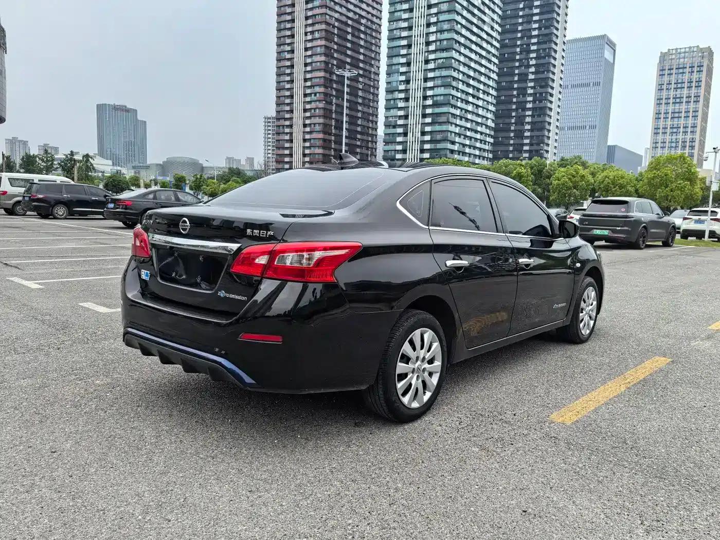 Nissan Sylphy EV 2020 Comfort Edition — миниатюра 6