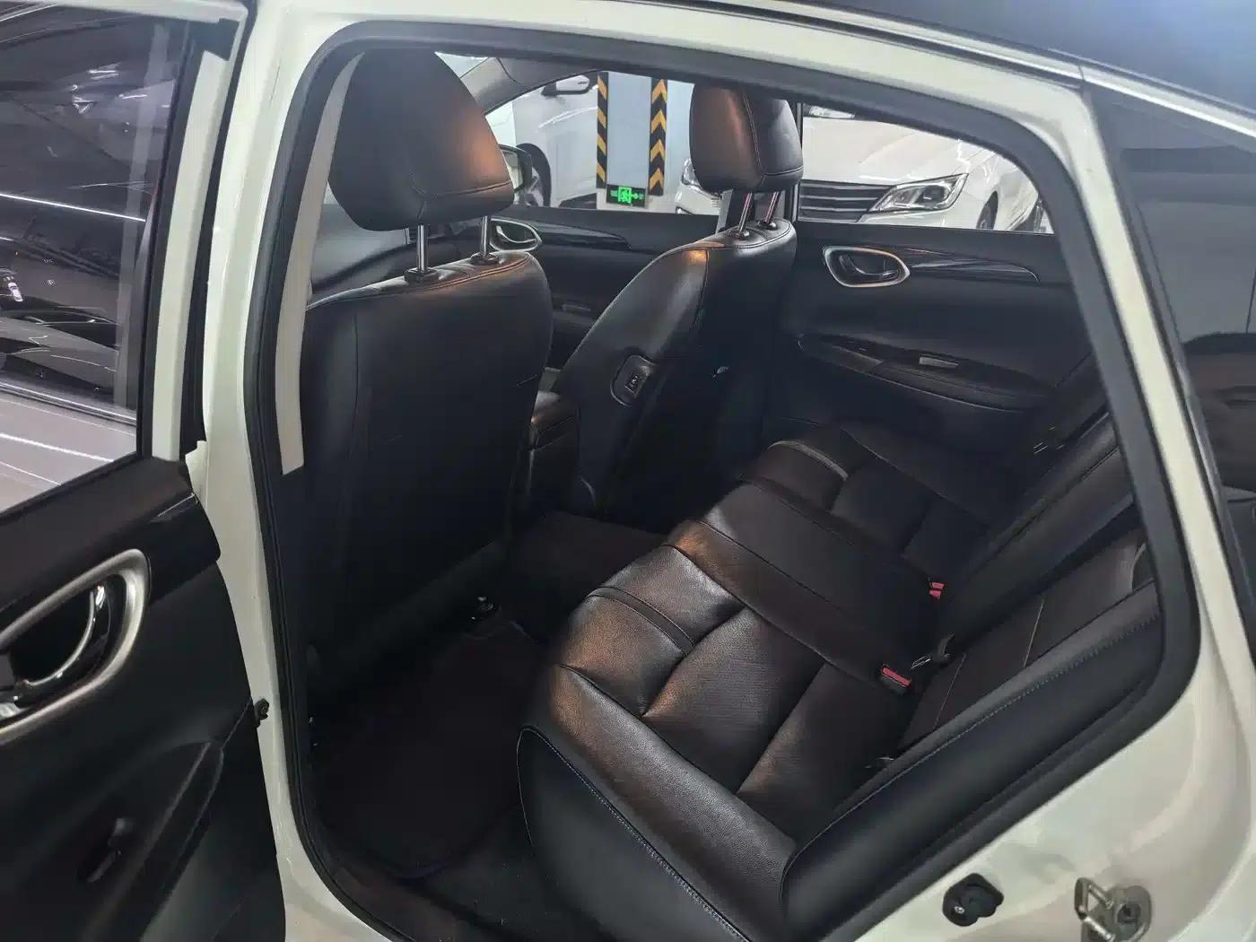 Nissan Sylphy EV 2018 Smart Edition — миниатюра 11