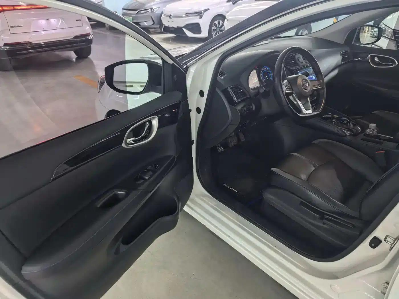 Nissan Sylphy EV 2018 Smart Edition — миниатюра 15