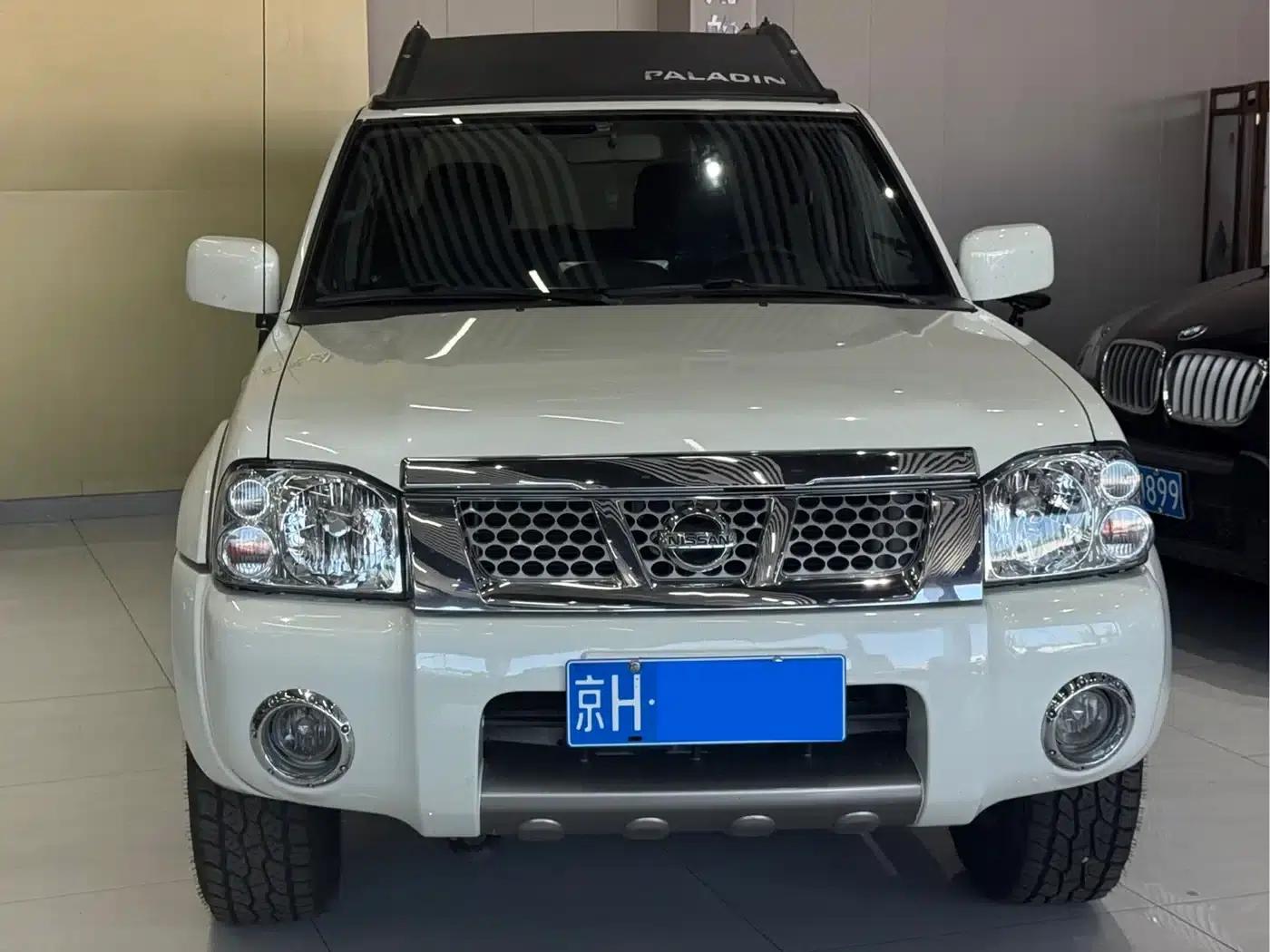Nissan Paladin 2013 2.4L 4WD Standard Edition (China V Emission Standard) — миниатюра 2