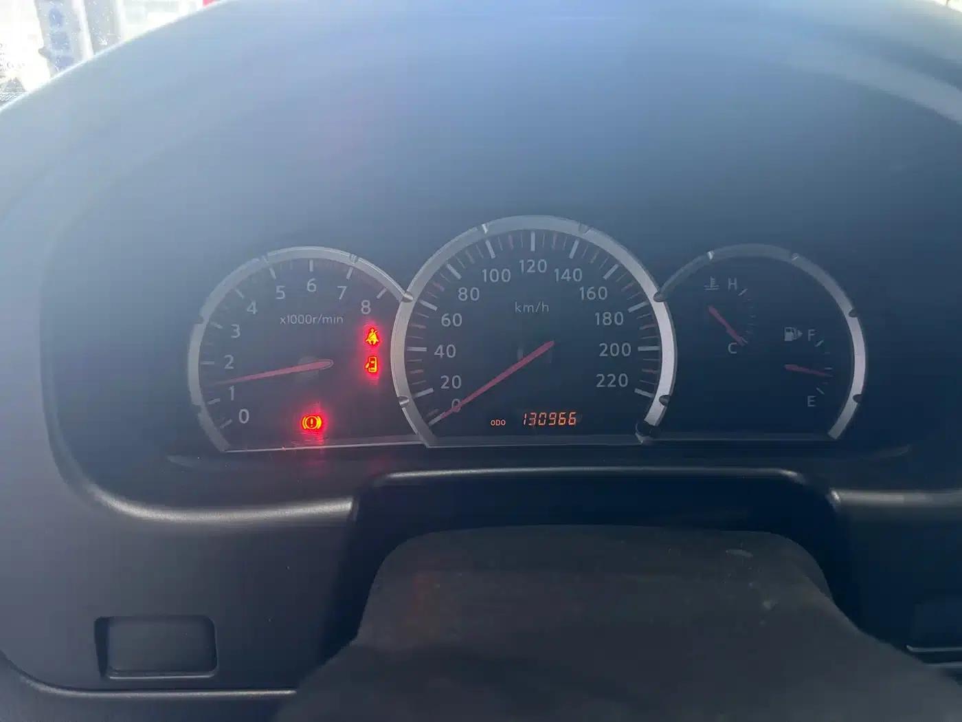 Nissan Paladin 2013 2.4L 4WD Standard Edition (China V Emission Standard) — миниатюра 12