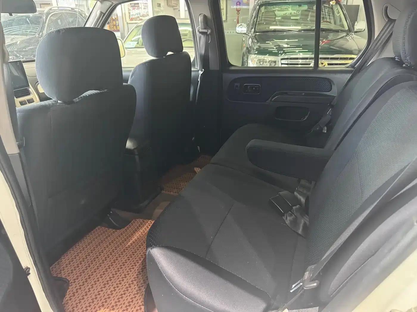 Nissan Paladin 2013 2.4L 4WD Standard Edition (China V Emission Standard) — миниатюра 15