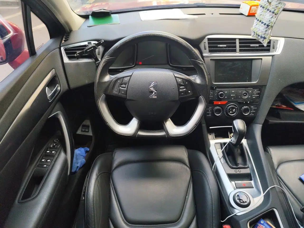 DS 6 2014 1.6T Luxury Edition THP160 — миниатюра 11