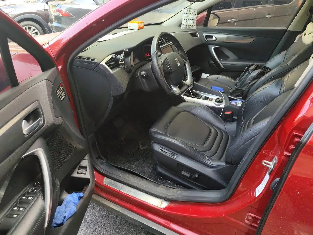 DS 6 2014 1.6T Luxury Edition THP160 — миниатюра 17