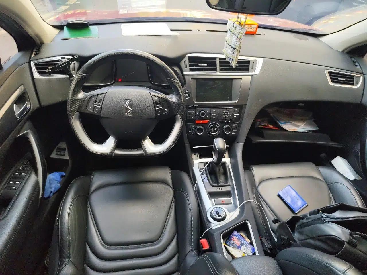 DS 6 2014 1.6T Luxury Edition THP160 — миниатюра 10
