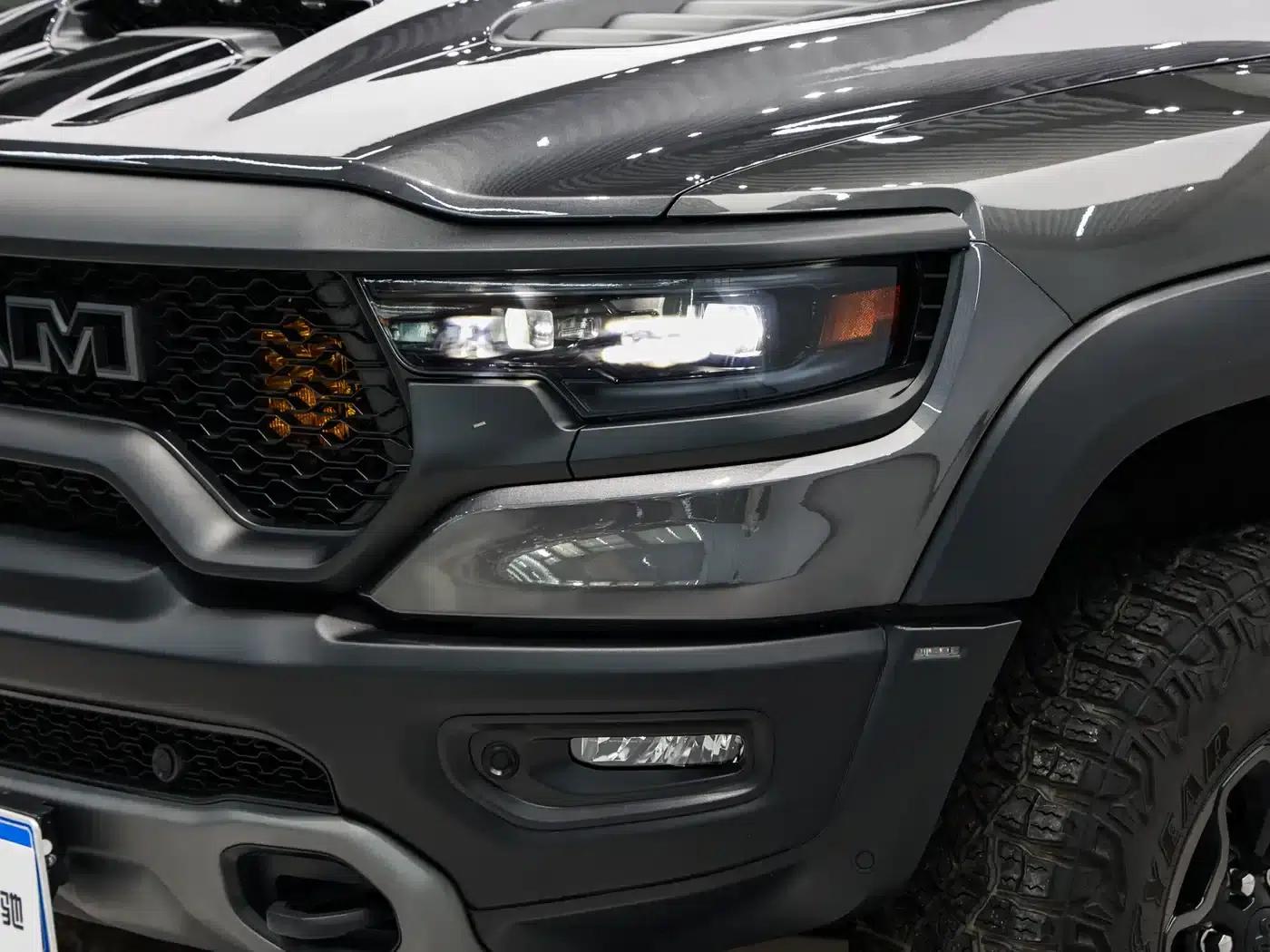 RAM Trucks Tyrannosaurus Rex 2022 6.2T US Spec — миниатюра 8