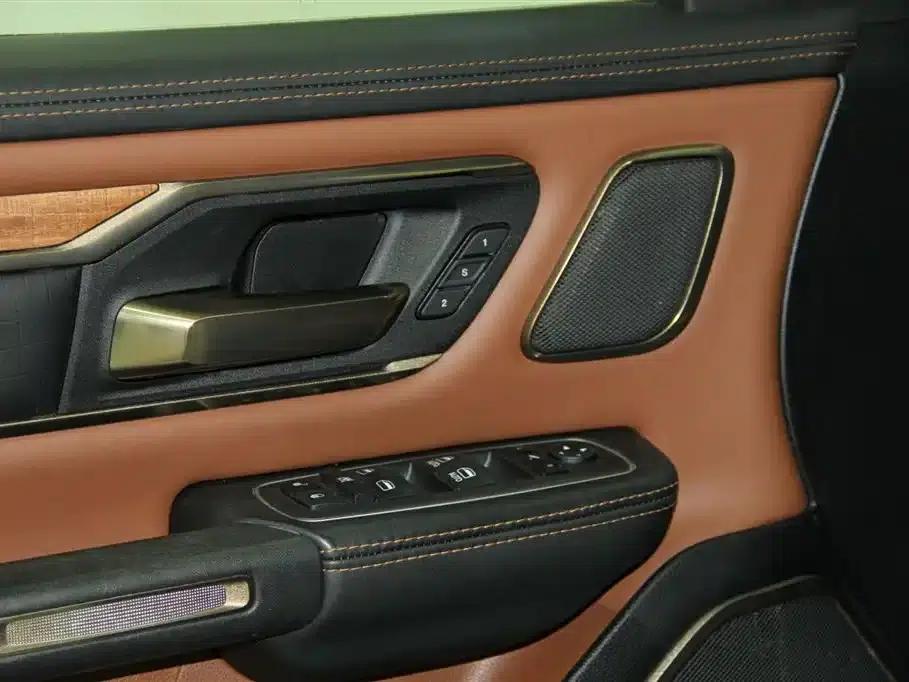 RAM Trucks 2024 5.7L Automatic — миниатюра 24