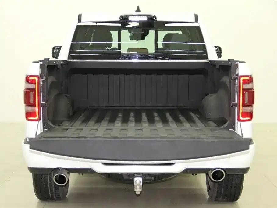 RAM Trucks 2024 5.7L Automatic — миниатюра 26