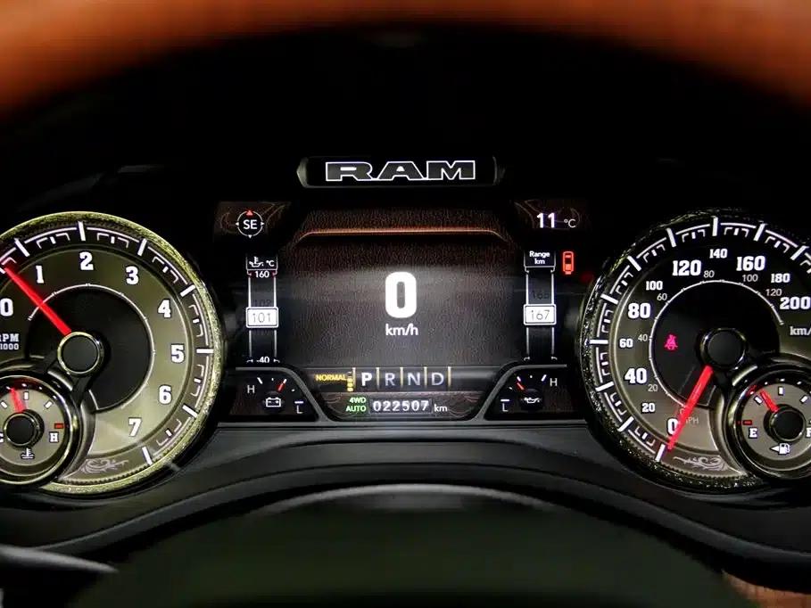 RAM Trucks 2024 5.7L Automatic — миниатюра 33