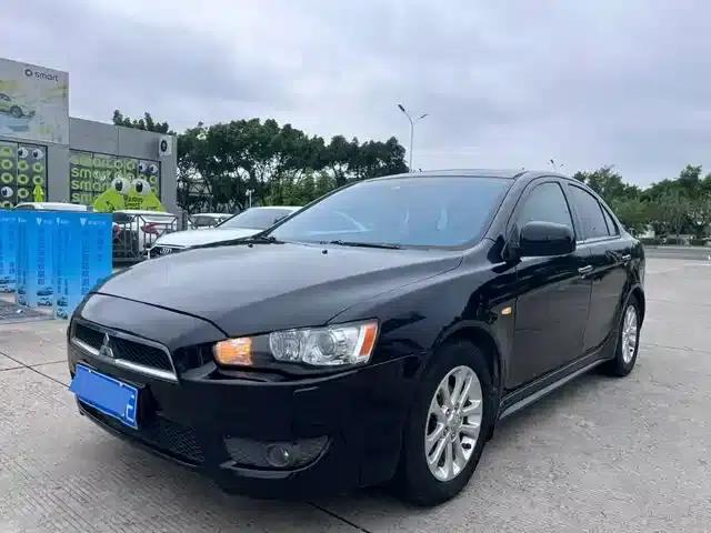 Lancer EX 2011 Yaris L 2.0L CVT Flagship Edition