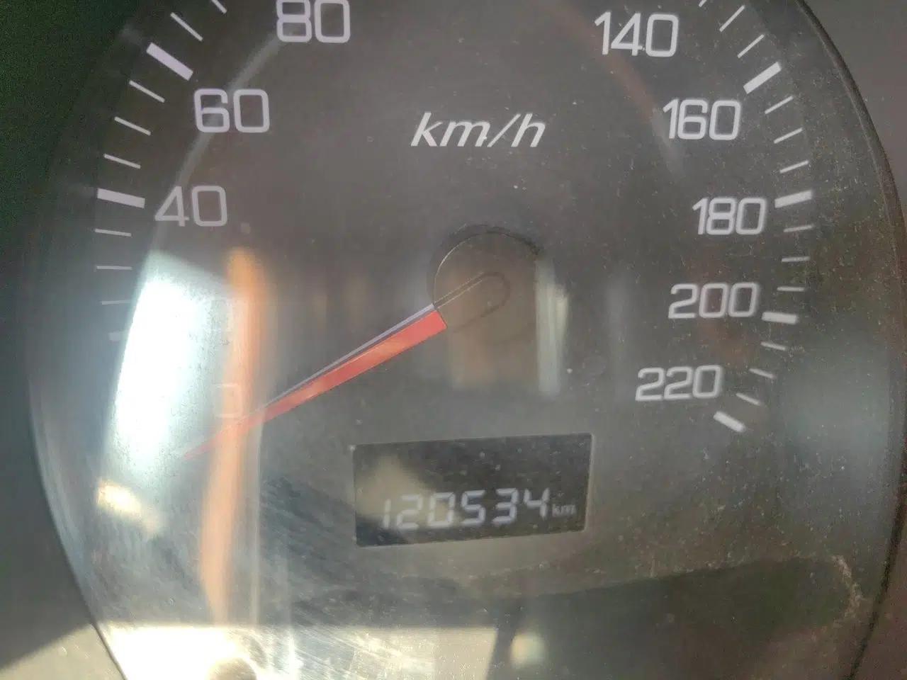 Dongfeng Aeolus S30 2014 1.6L Manual Zunya CNG Model — миниатюра 13