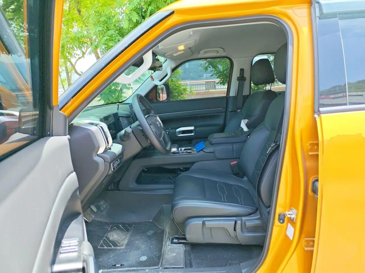 Dongfeng Zhengzhou Nissan Z9 2025 2.3T Automatic Diesel Two-Wheel Drive Enjoyment Edition — миниатюра 16