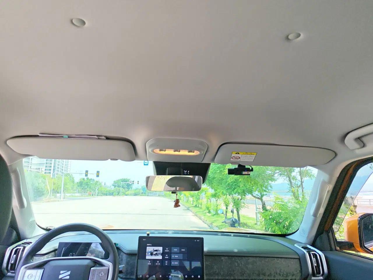Dongfeng Zhengzhou Nissan Z9 2025 2.3T Automatic Diesel Two-Wheel Drive Enjoyment Edition — миниатюра 19