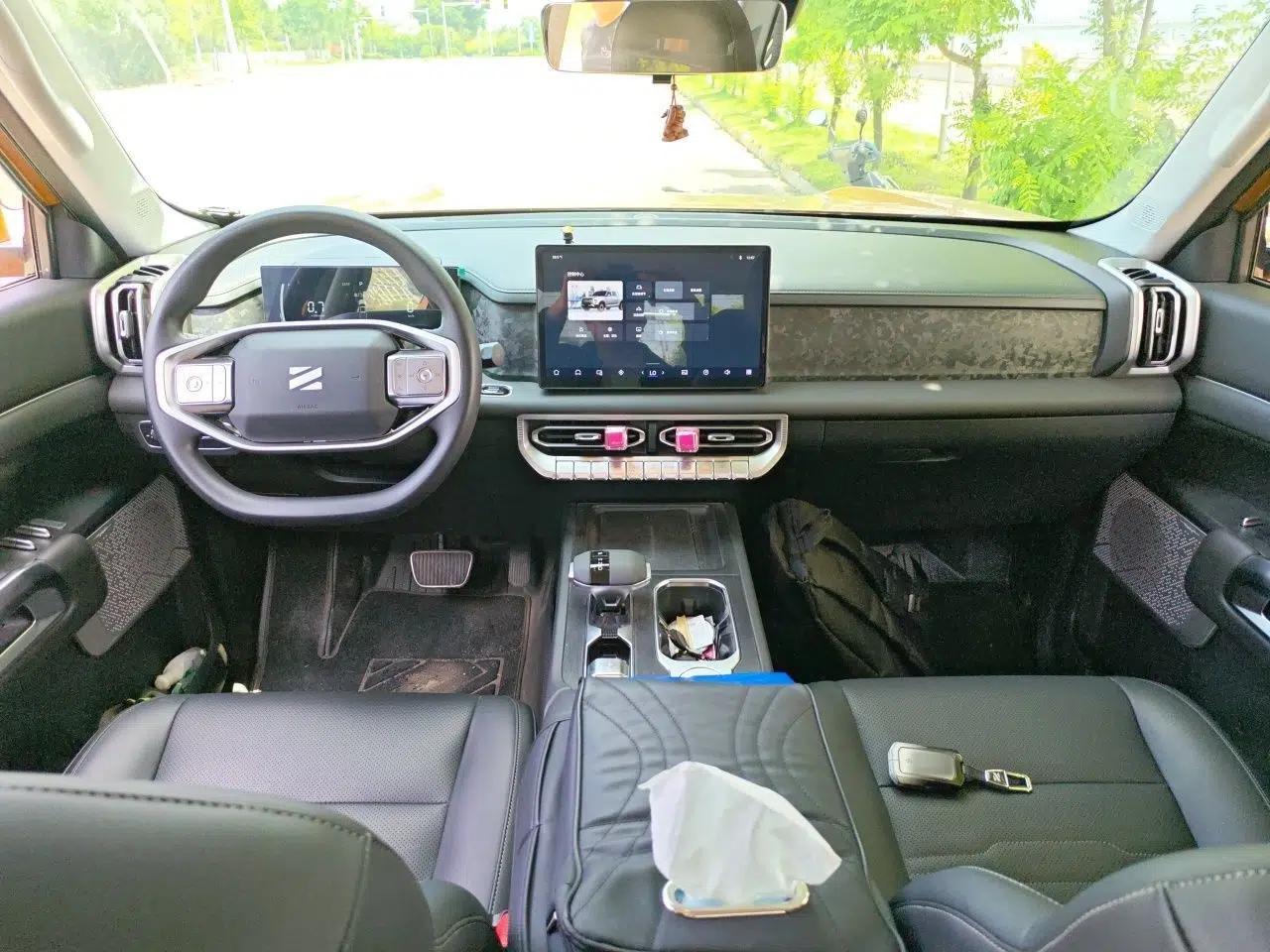 Dongfeng Zhengzhou Nissan Z9 2025 2.3T Automatic Diesel Two-Wheel Drive Enjoyment Edition — миниатюра 10