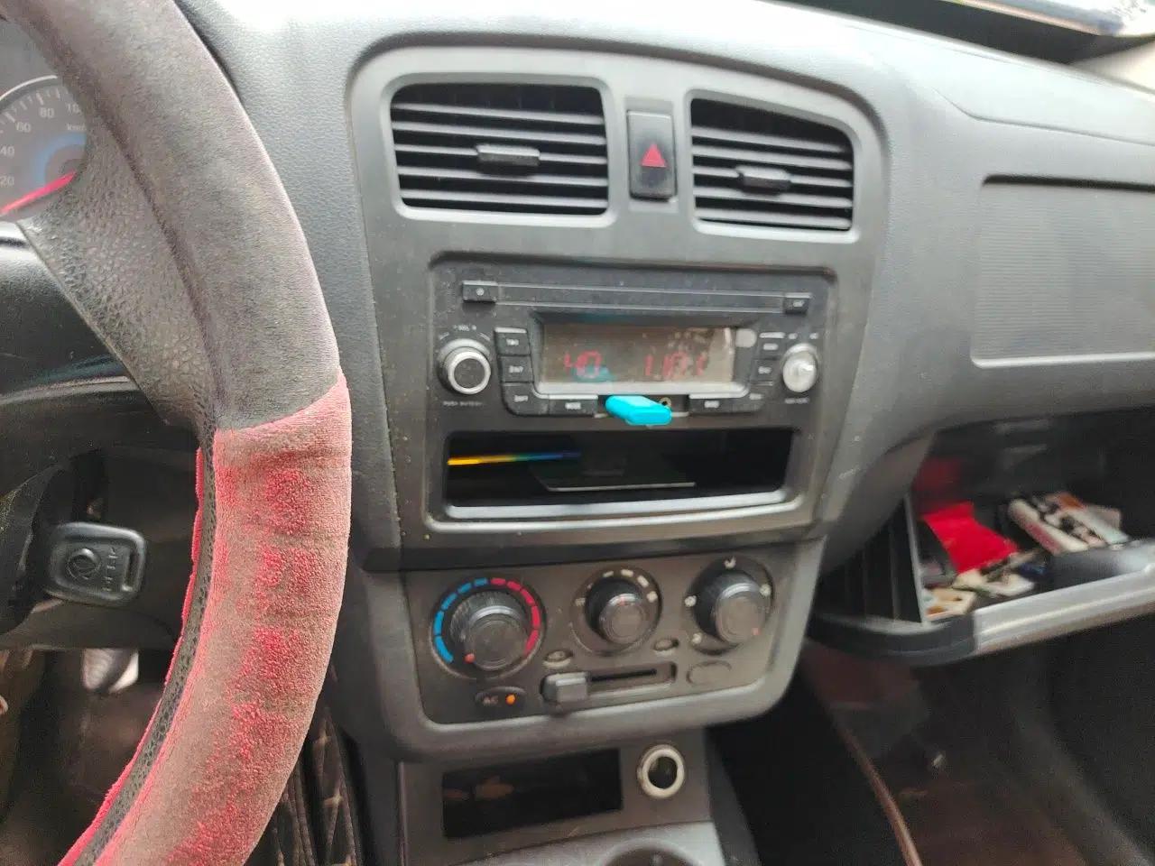Dongfeng Fengon 330 2014 1.2L Manual Practical Version DK12-07 — миниатюра 14