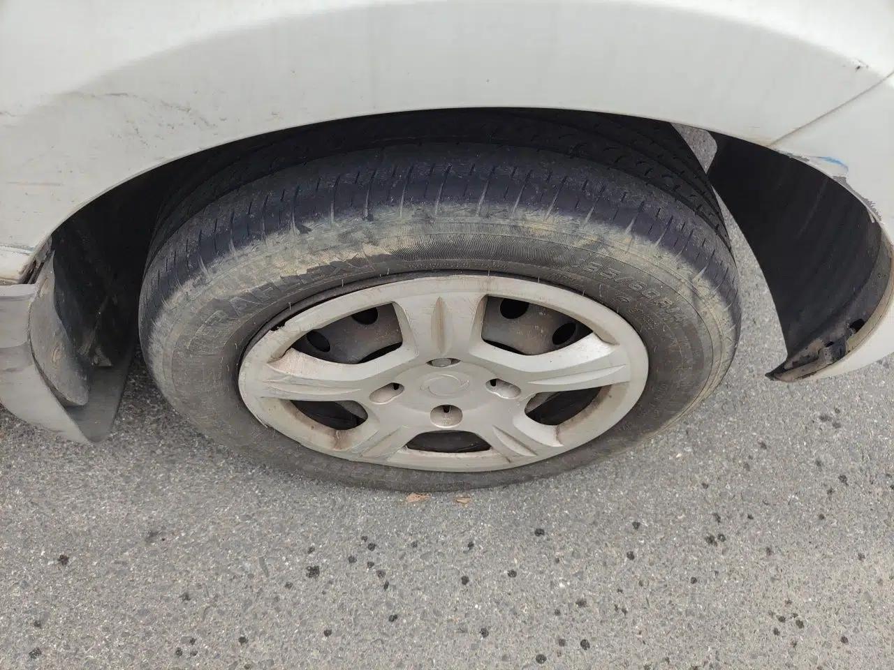 Dongfeng Fengon 330 2014 1.2L Manual Practical Version DK12-07 — миниатюра 8