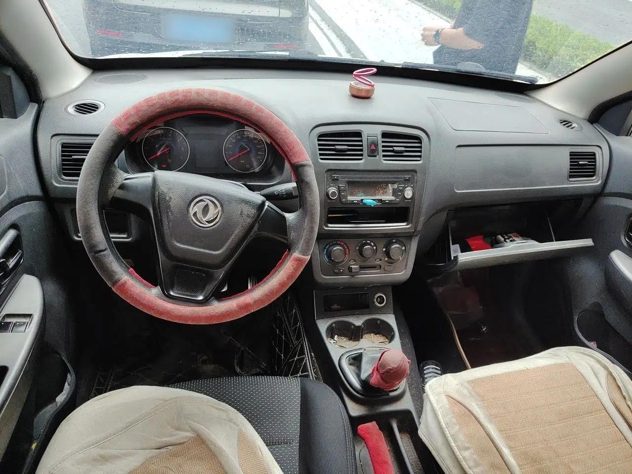 Dongfeng Fengon 330 2014 1.2L Manual Practical Version DK12-07 — миниатюра 10