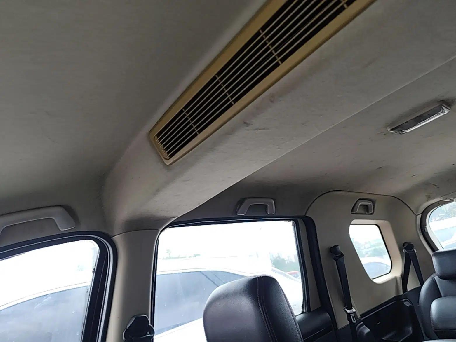 Dongfeng Fengon 370 2016 1.5L Manual Elite Home Edition 7-Seater — миниатюра 20