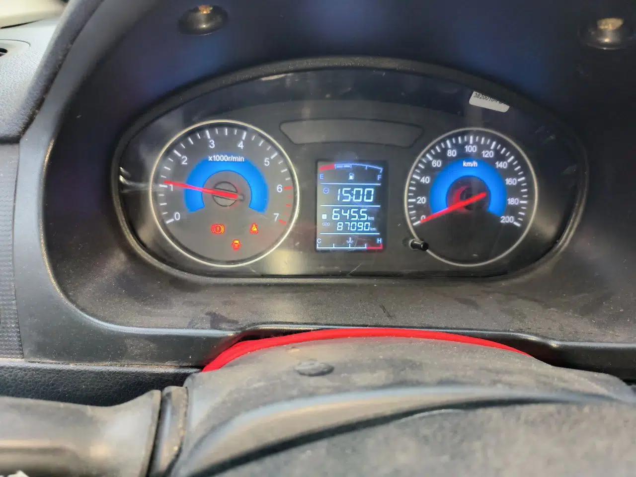 Dongfeng Fengon 370 2016 1.5L Manual Standard Edition SFG15-02 7 Seats — миниатюра 13