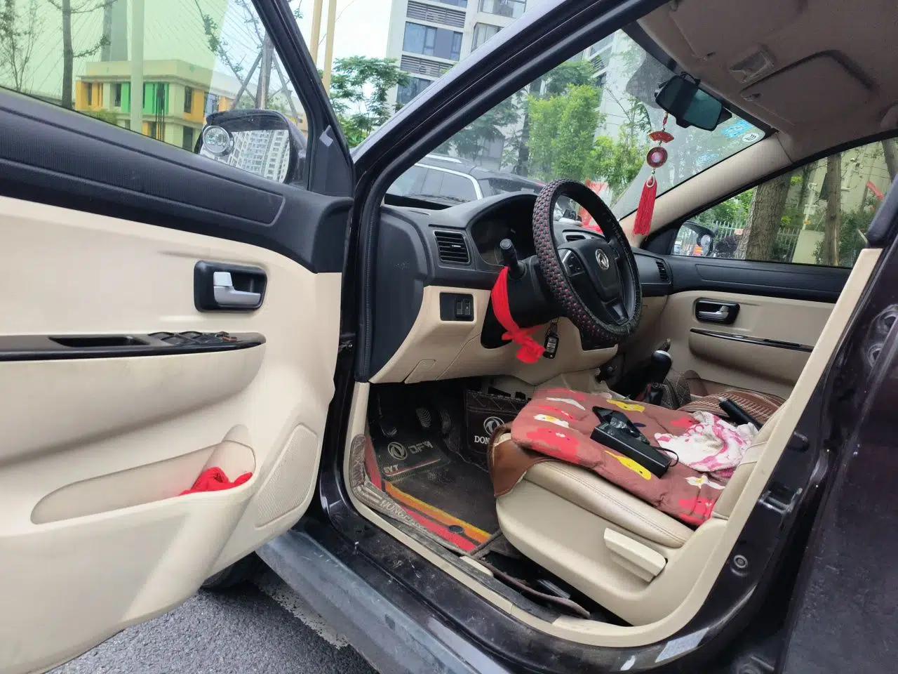 Dongfeng Fengon 370 2016 1.5L Manual Standard Edition SFG15-02 7 Seats — миниатюра 17