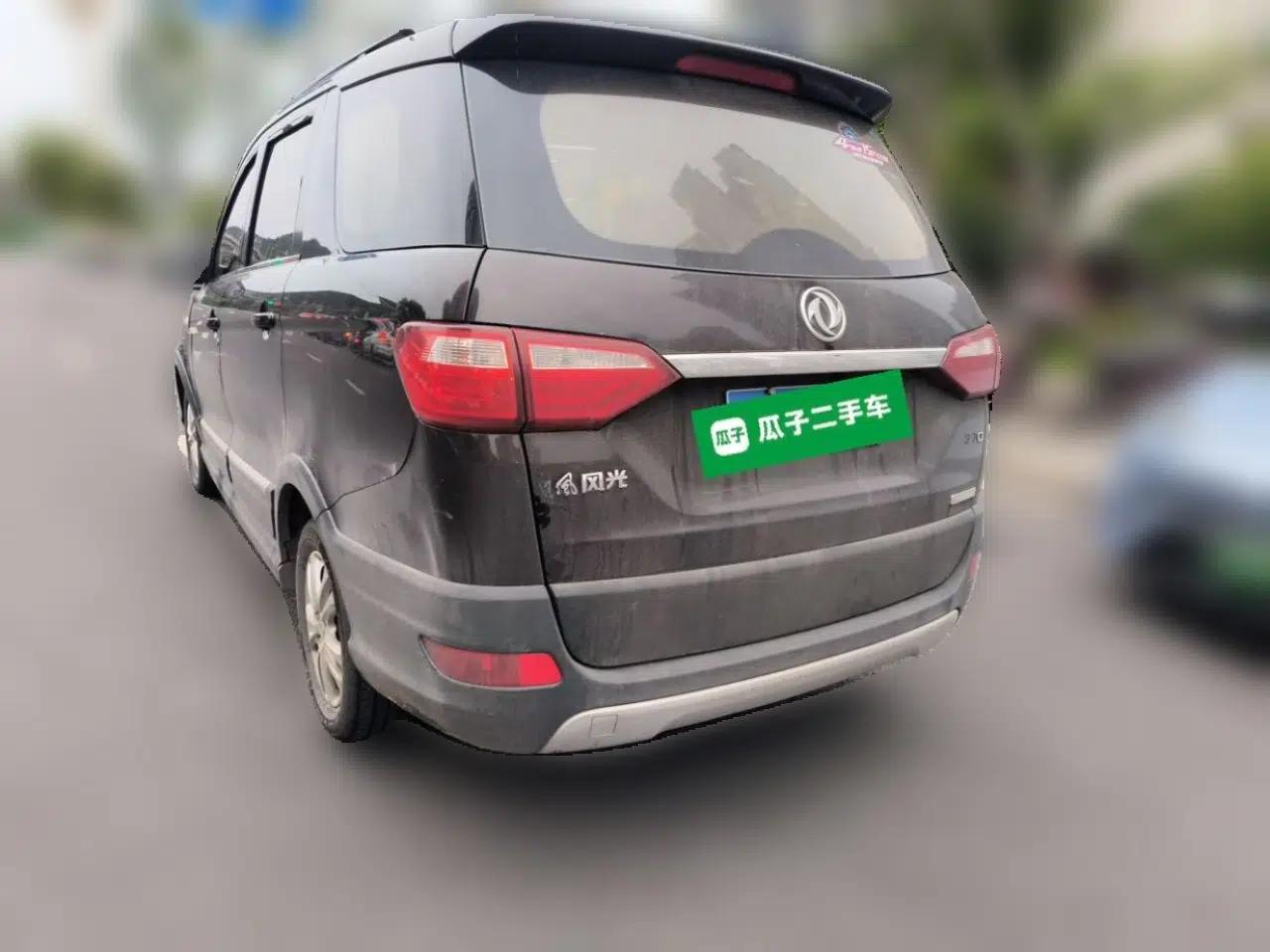 Dongfeng Fengon 370 2016 1.5L Manual Standard Edition SFG15-02 7 Seats — миниатюра 4