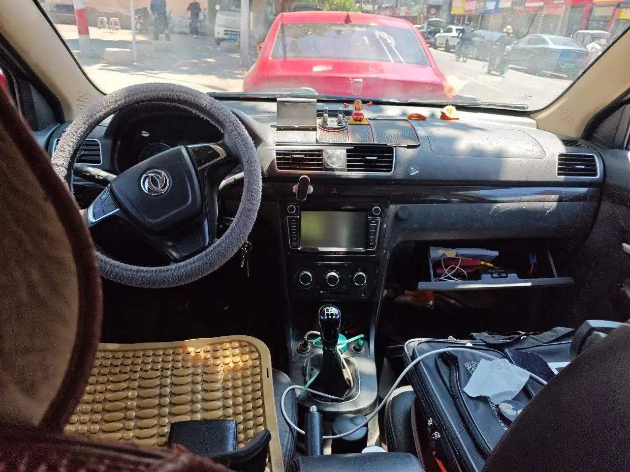 Dongfeng Fengon 360 2015 1.5L Manual Luxury 7-Seater China IV Standard — миниатюра 10