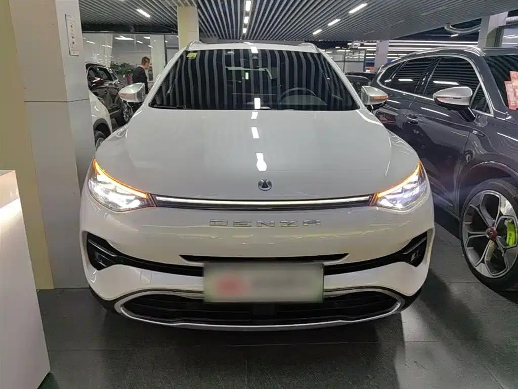 Denza X 2020 PHEV Flagship Edition — миниатюра 3