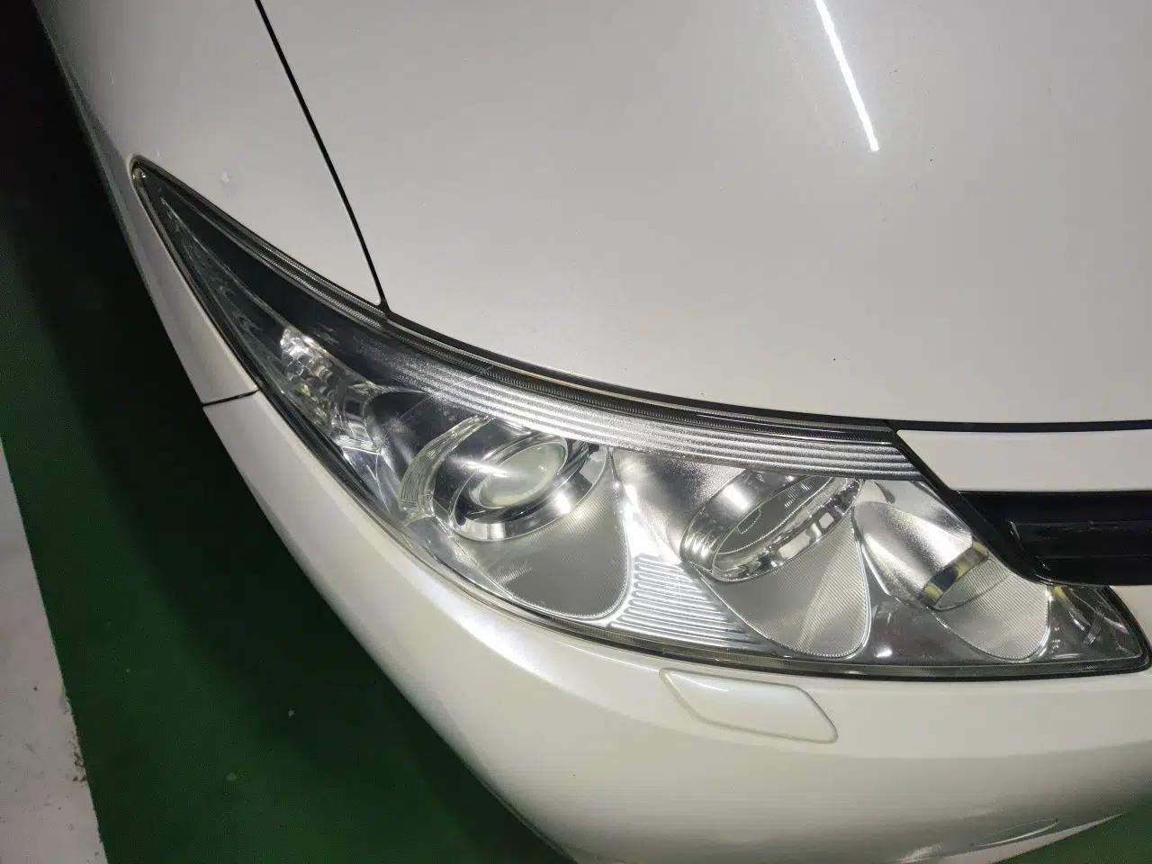 Toyota Previa  — миниатюра 7