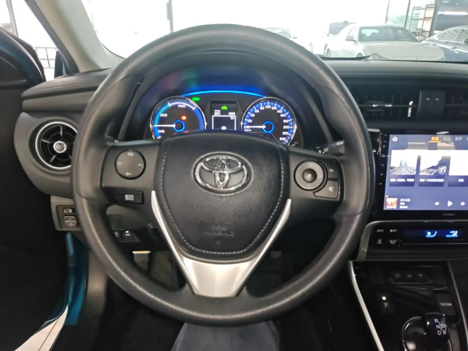 Toyota Corolla Hybrid E+ 2019 1.8L E-CVT Leading Edition — миниатюра 11