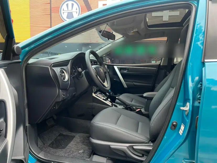Toyota Corolla Hybrid E+ 2019 1.8L E-CVT Leading Edition — миниатюра 19