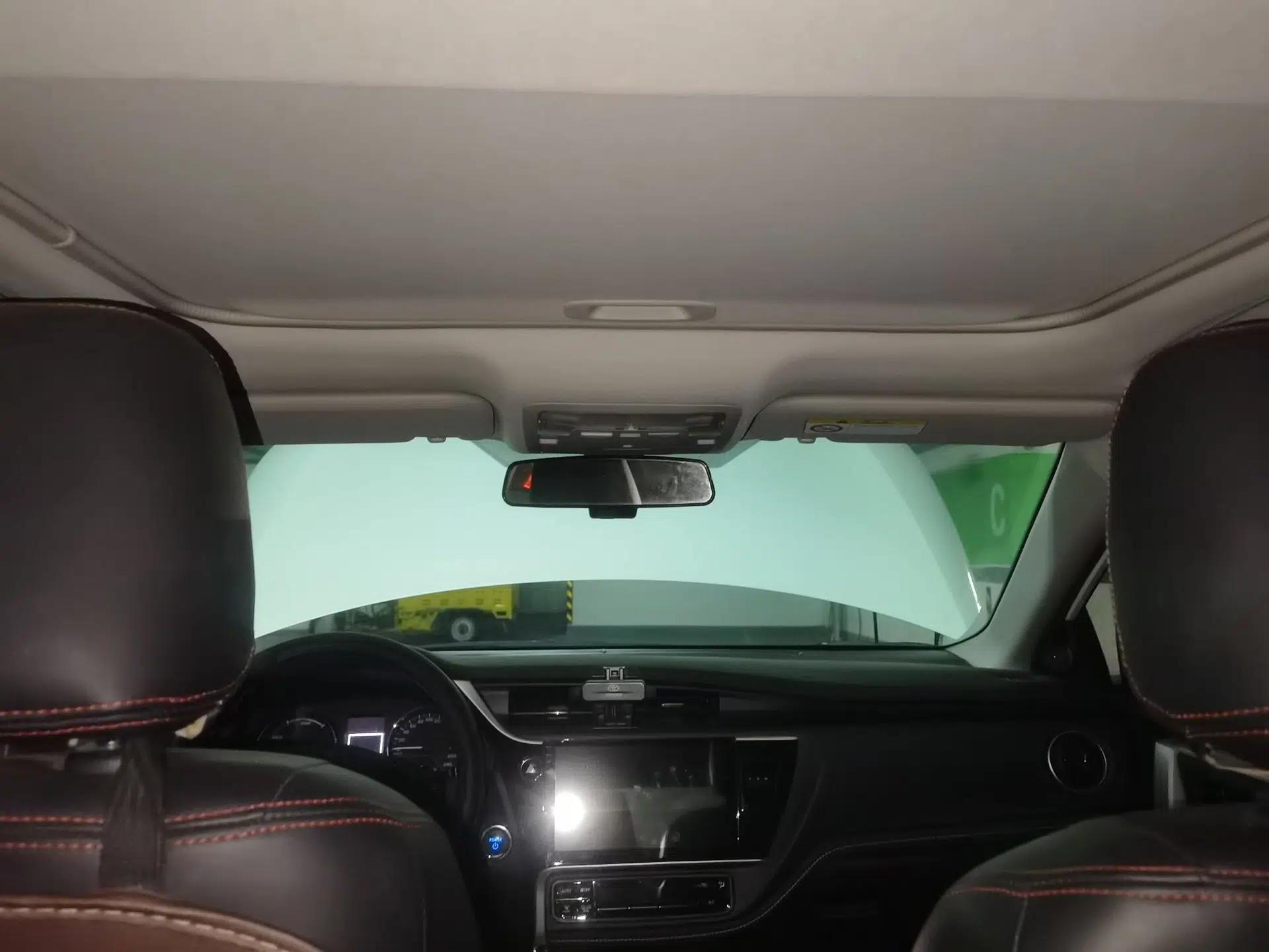 Toyota Corolla Hybrid E+ 2020 1.8L E-CVT Comfort Edition — миниатюра 19