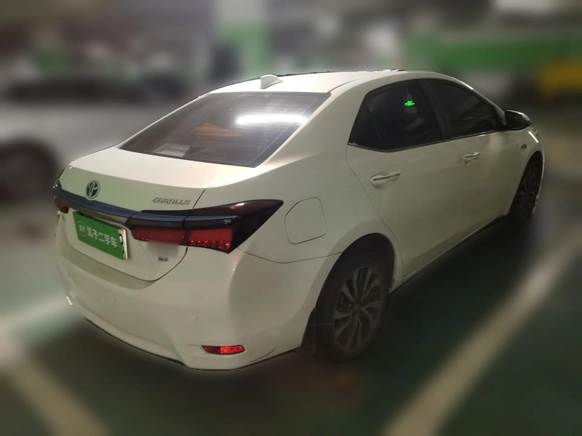 Toyota Corolla Hybrid E+ 2020 1.8L E-CVT Comfort Edition — миниатюра 6