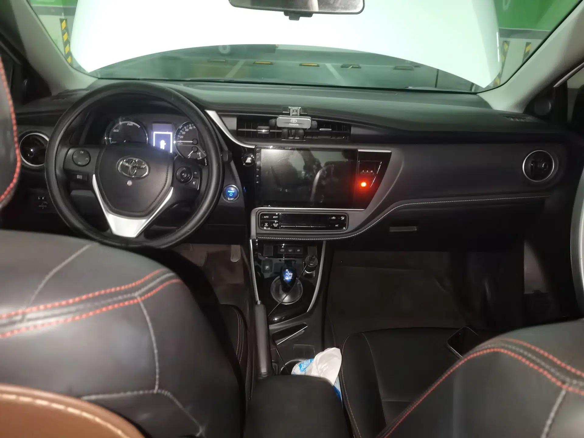 Toyota Corolla Hybrid E+ 2020 1.8L E-CVT Comfort Edition — миниатюра 10