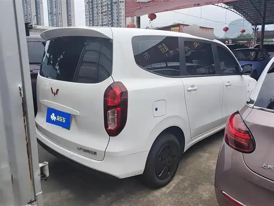 Wuling Hongguang New Energy 2025 Range-Extended Hybrid 50km Comfort Model — миниатюра 3