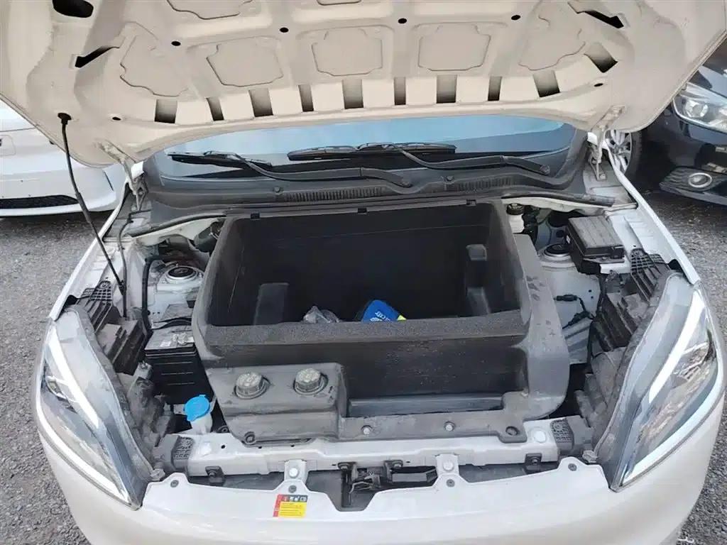 Wuling Hongguang New Energy 2024 Pure Electric Version 300KM Standard Edition — миниатюра 20