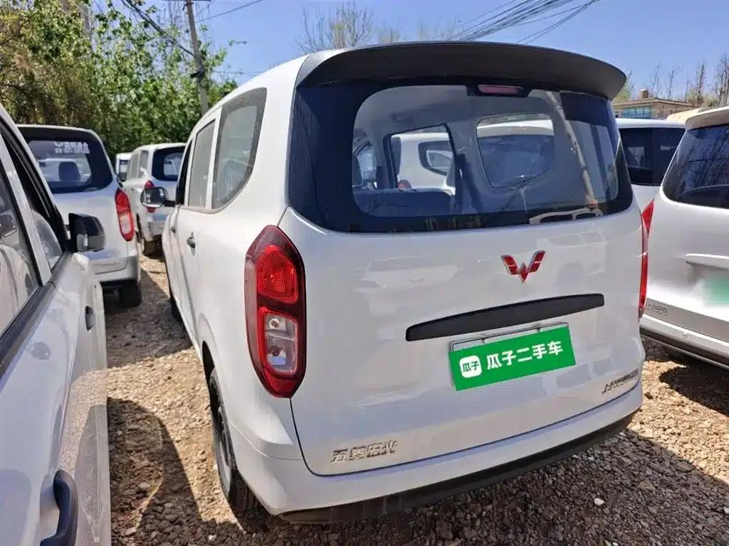 Wuling Hongguang New Energy 2025 Range-Extended Hybrid 50km Practical Model — миниатюра 20