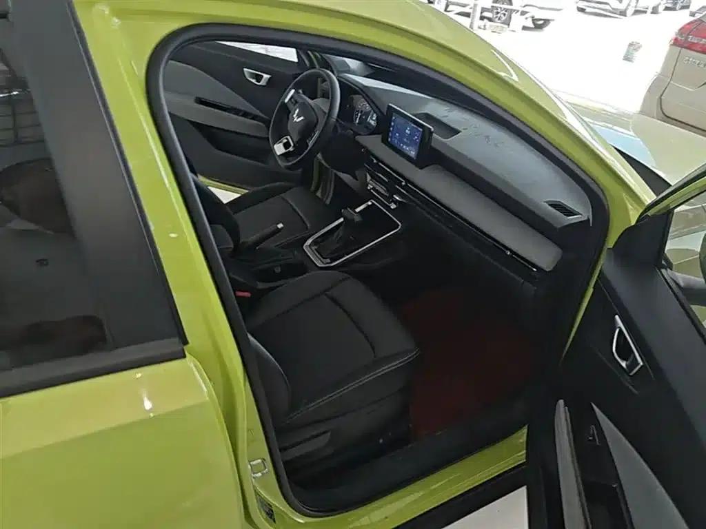 Wuling Xingchi 2022 1.5L CVT Enjoyable Model — миниатюра 25
