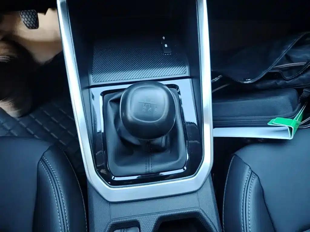 Wuling Xingchi 2022 1.5L Manual Comfort Model — миниатюра 14