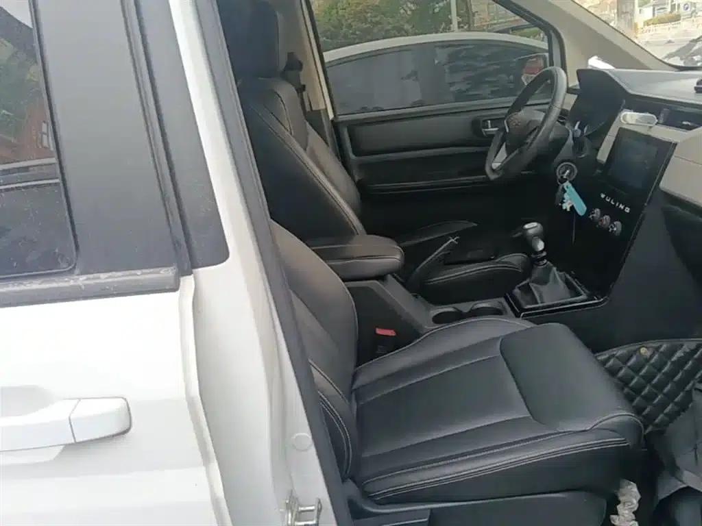 Wuling Journey 2021 1.5T Manual Deluxe Edition — миниатюра 25