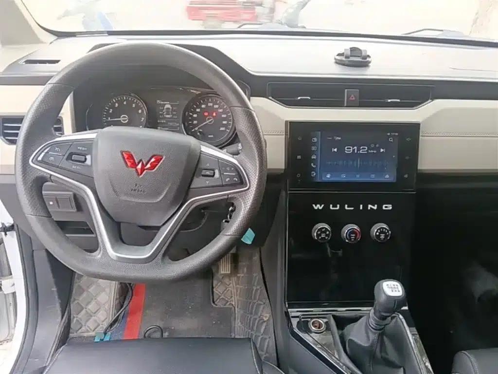 Wuling Journey 2021 1.5T Manual Deluxe Edition — миниатюра 10