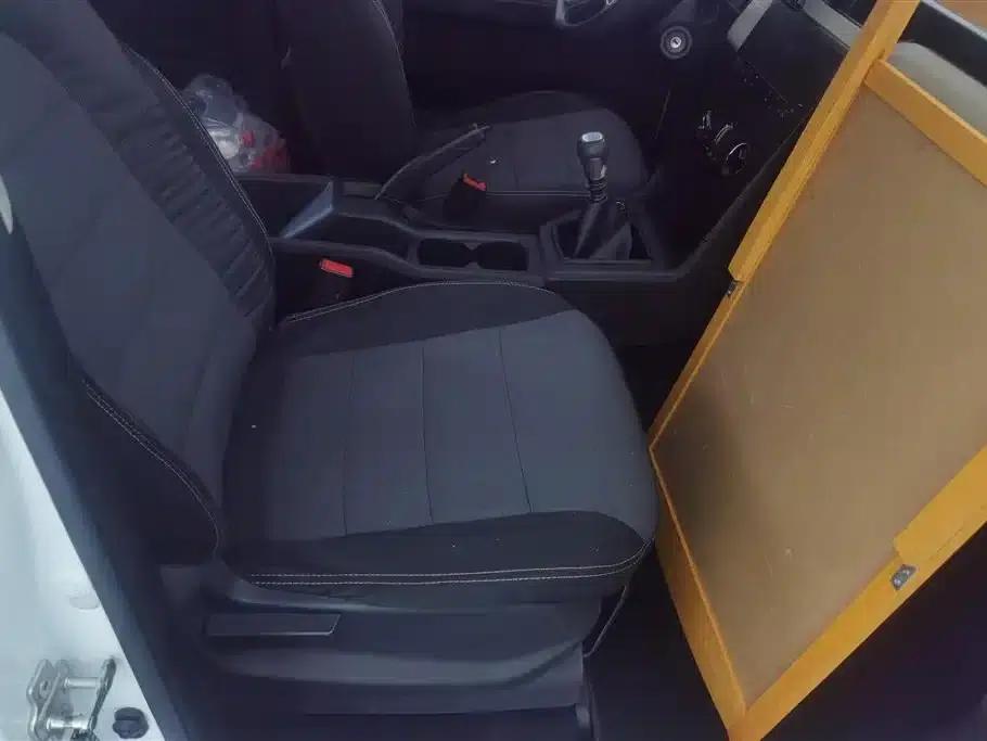 Wuling Hongguang PLUS 2019 1.5T Manual Comfort 7-Seater — миниатюра 8