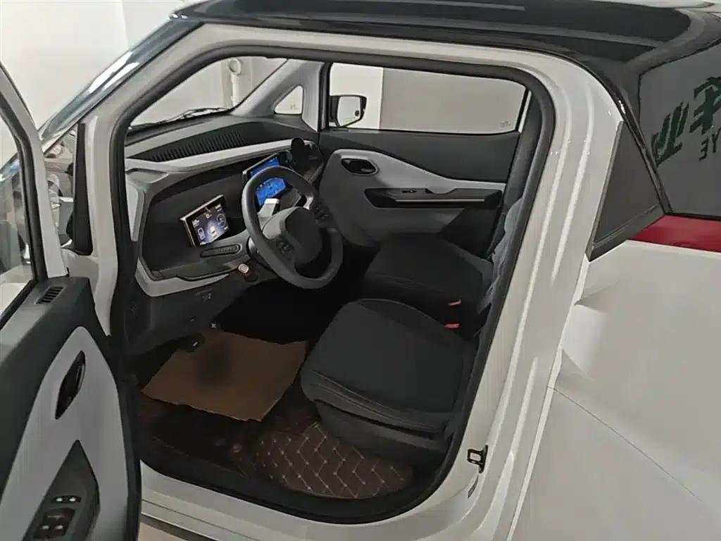 Wuling NanoEV 2021 Fun Edition - High Power Version — миниатюра 15