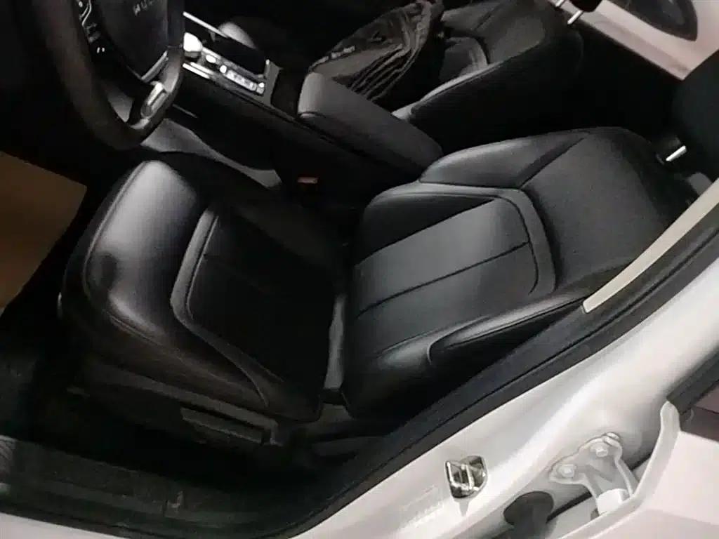 Wuling E5 2024 Model 410km Standard Edition — миниатюра 14