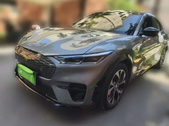 Ford Mustang Mach-E 2021 AION Y Plus Rear-Drive Luxury Edition (Long Range)