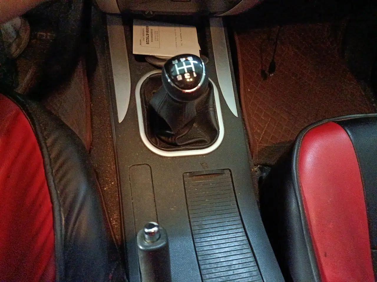 Foton Tunland 2015 2.8T E5 Diesel Two-Wheel-Drive Elite Edition BJ493ZLQ4 — миниатюра 15