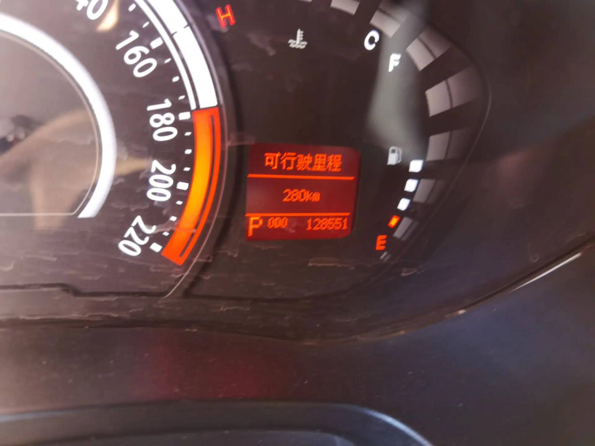 GAC Trumpchi GA3S Vision 2014 1.6L Automatic Luxury ESP Version — миниатюра 13
